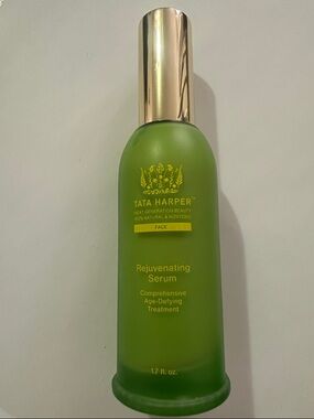 Tata Harper Rejuvenating Serum Age-Defying Treatment